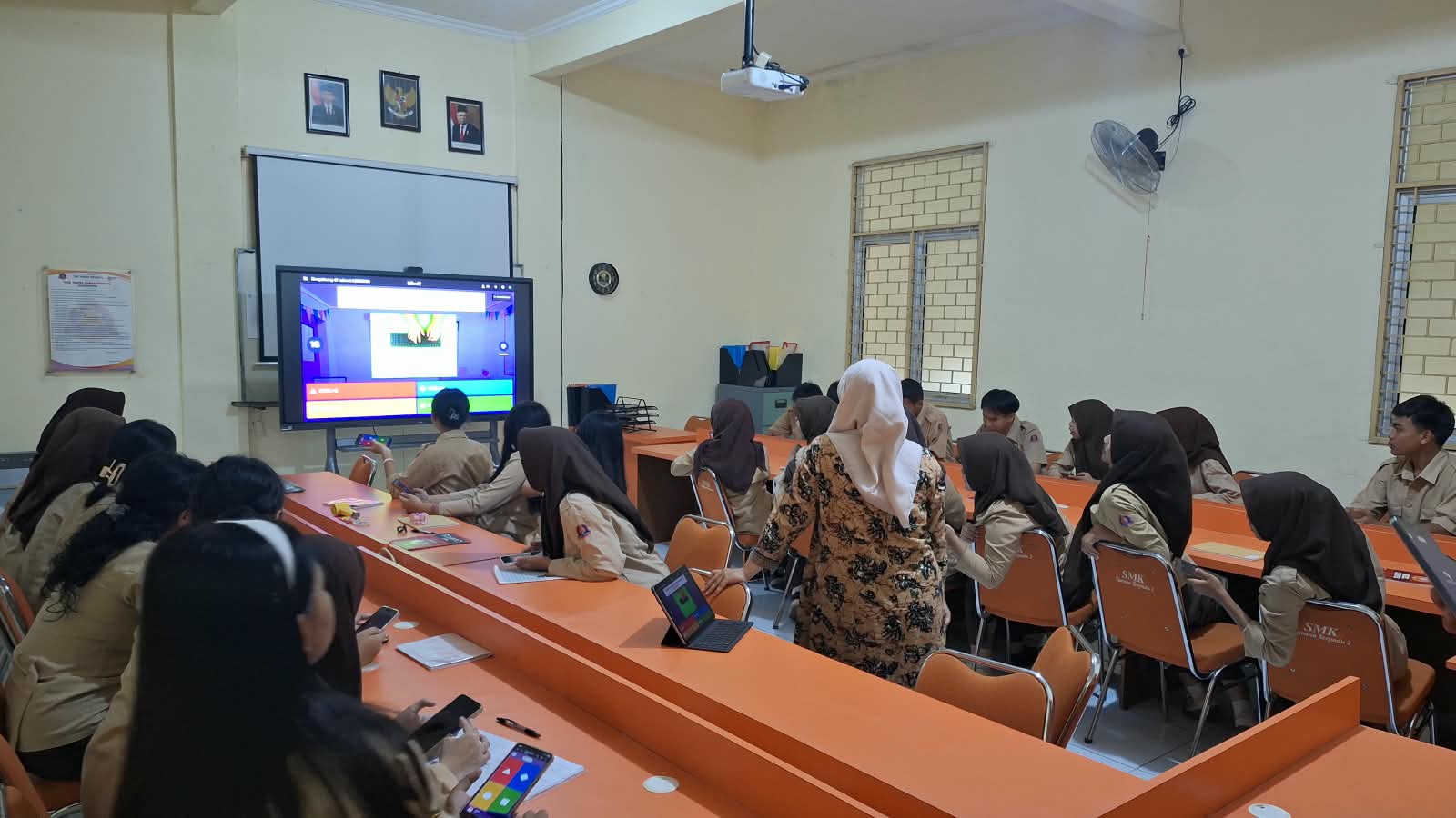 Lab Interaktif